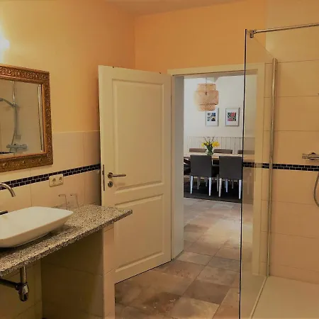 아파트 Gutshof Marienthal